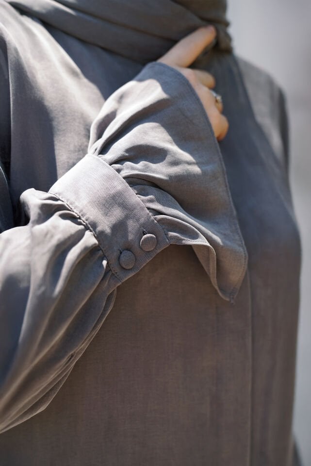 Sırt Büzgü Detaylı İpek Cupro Ferace GRİ - STANDART